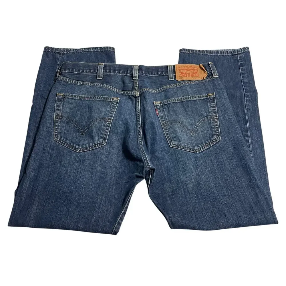 Levis 501 Jeans Size 38 Blue Regular Straight Leg Button Fly Medium Wash Denim